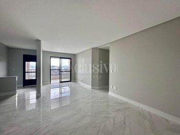 apartment em Avenida Salvador Di Bernardi, Campinas - São José - SC