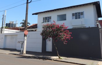 commercial_building em Rua Gomes Carneiro, Boa Vista - Londrina - PR
