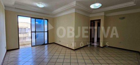 apartment em Rua Manoel Camargos da Cruz, Santa Mônica - Uberlândia - MG