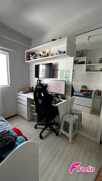 Cômodo Condomínio