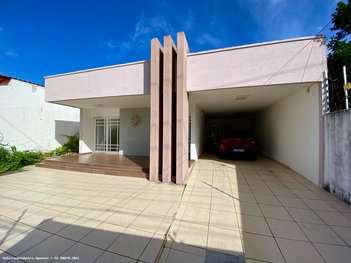 house em Rua Dom Santino Coutinho, Pitanguinha - Maceió - AL