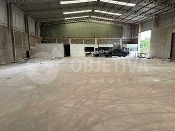 industrial em Rua Angêlo Pizzato, Distrito Industrial - Uberlândia - MG