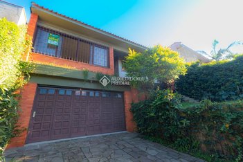 house em Rua Felipe Becker, Três Figueiras - Porto Alegre - RS