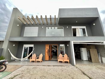 house em Rua Nicaragua, Zona Norte - Capão da Canoa - RS