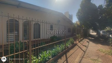 house em Rua Amador Bueno, Vila Ipiranga - Londrina - PR