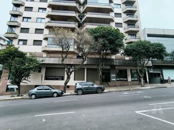 business em Rua do Guia Lopes, Centro - Caxias do Sul - RS