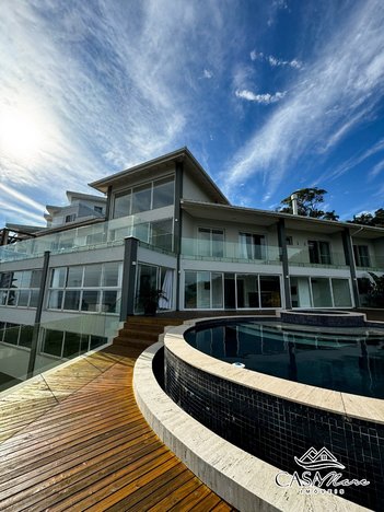 house em Estrada Haroldo Soares Glavan, Cacupé - Florianópolis - SC