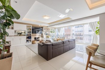 apartment em Avenida Túlio de Rose, Jardim Europa - Porto Alegre - RS