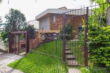 house em Rua Cláudio Manoel da Costa, Jardim Sabará - Porto Alegre - RS