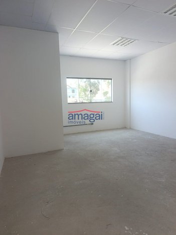 office em Rodovia Geraldo Scavone, Jardim Califórnia - Jacareí - SP