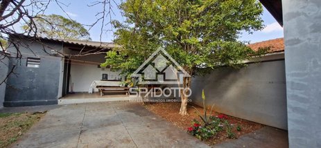 house em Rua Dinorah Colino de Barros, Vila Casa Branca - Botucatu - SP