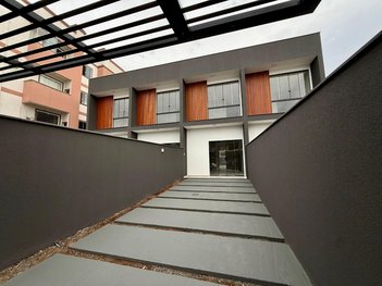 house em Rua Jaboticabal, Comasa - Joinville - SC