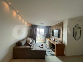 apartment em Avenida José Zacharias Junqueira, Saraiva - Uberlândia - MG