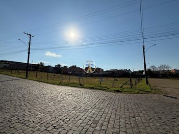 land_lot em Avenida Maurício Sirotsky Sobrinho, São Victor COHAB - Caxias do Sul - RS