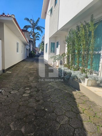 house em Rua Jaú Guedes da Fonseca, Coqueiros - Florianópolis - SC