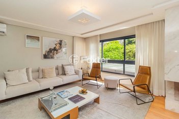apartment em Rua Ewaldo Campos, Três Figueiras - Porto Alegre - RS