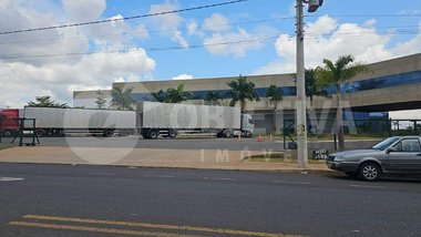 office em Rodovia BR-050, Segismundo Pereira - Uberlândia - MG