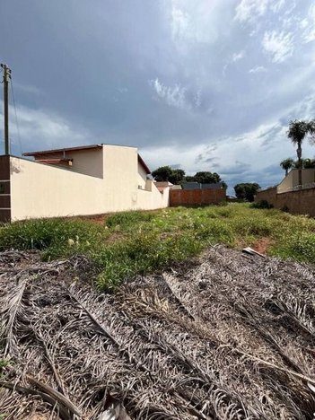 land_lot em Avenida Tocantins, Jardim Vitória - Quirinópolis - GO