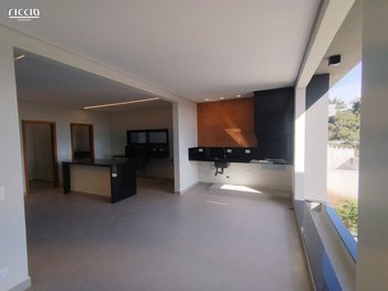 house em Avenida Glaudiston Pereira de Oliveira, Putim - São José dos Campos - SP