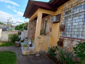 house em Professor Gilberto Jorge Gonçalves, Cavalhada - Porto Alegre - RS