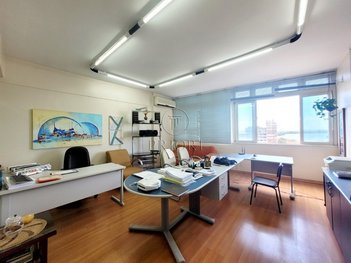 office em Osvaldo Cruz, Centro Histórico - Porto Alegre - RS