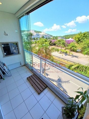 apartment em Rua dos Chernes, Jurerê - Florianópolis - SC