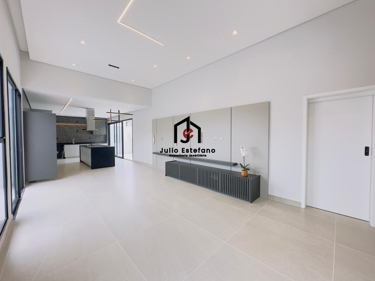 WhatsApp Image 2025-11-13 at 09.56