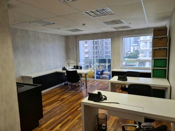 office em Rua Jaceru, Vila Gertrudes - São Paulo - SP