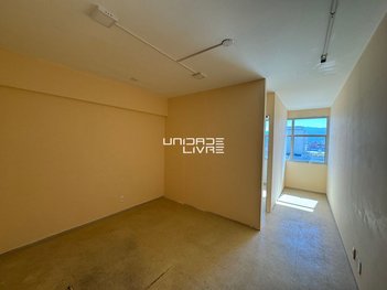 office em Rua Doutor Deodato Wertheimer, Centro - Mogi das Cruzes - SP