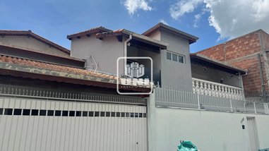 house em Avenida Dante Siani, Jardim Santa Maria - Jacareí - SP
