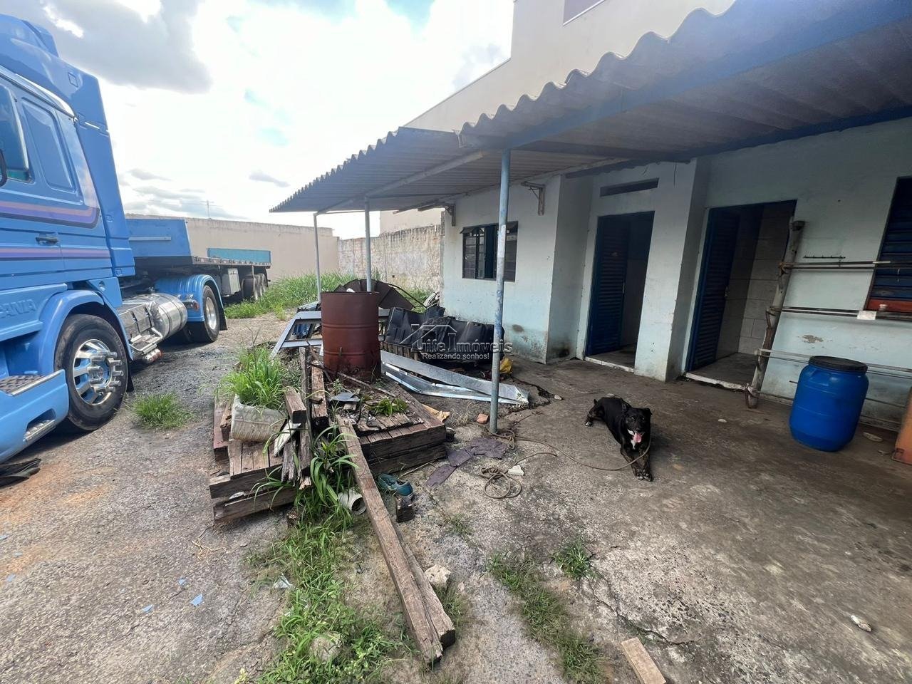 WhatsApp Image 2025-12-02 at 15.35