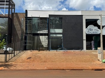 industrial em Avenida Presidente Castelo Branco, Jardim Presidente - Londrina - PR