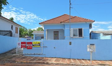 house em Avenida Coronel Orestes Lucas, Centro - Capela de Santana - RS
