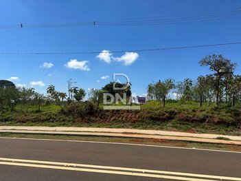 commercial_building em Avenida Odilon Cassetari, Residencial Parque Laguna I - Botucatu - SP