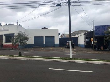 industrial em Celso Garcia Cid, Centro - Londrina - PR