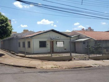commercial_building em Rua Niterói, Centro - Londrina - PR