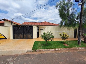 house em Rua Caixeta, Carandá Bosque - Campo Grande - MS