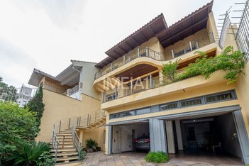 house em Isidoro Tressi, Jardim Botânico - Porto Alegre - RS