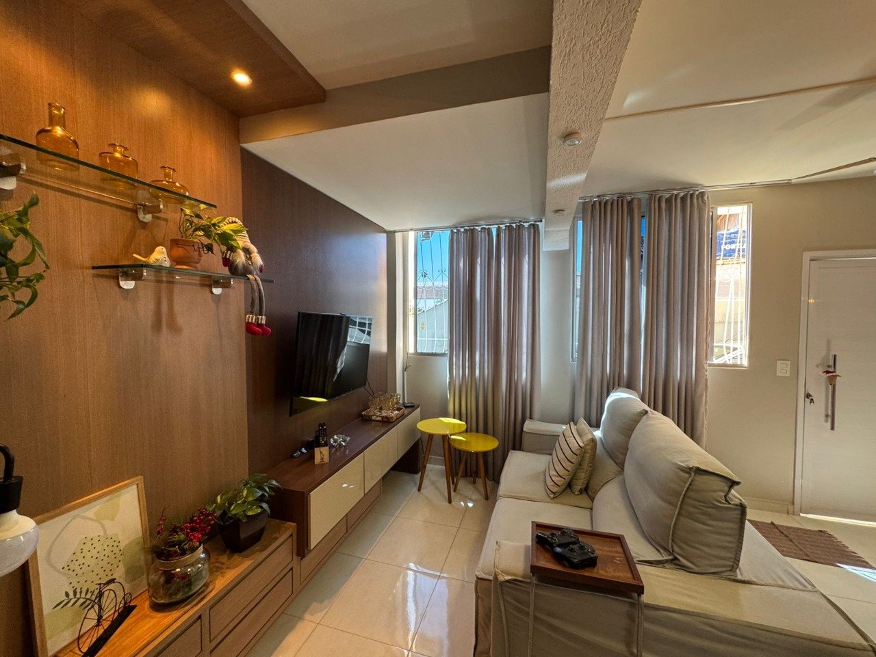 f595ab34-7e98-400d-8b53-9623c12557af