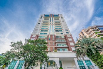 apartment em Rua Pedro Chaves Barcelos, Mont Serrat - Porto Alegre - RS