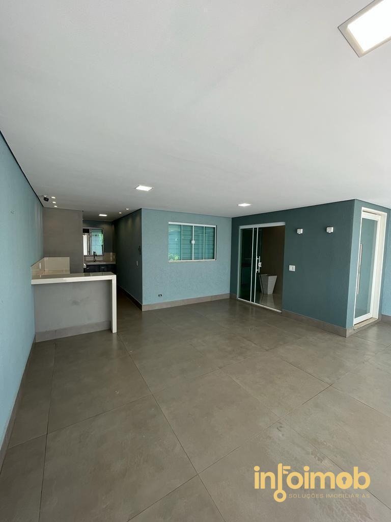 WhatsApp Image 2025-11-24 at 14.33