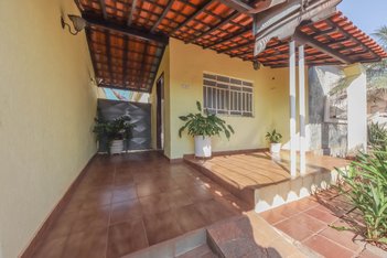 house em Rua Vinte e Quatro de Maio, X - Jaboticabal - SP