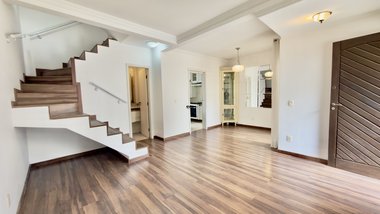 house em Rua General Polli Coelho, Tarumã - Curitiba - PR