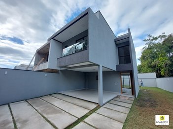 house em Rua João Krisch, Glória - Joinville - SC