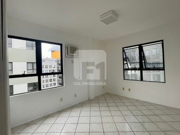 office em Rua Lauro Linhares, Trindade - Florianópolis - SC