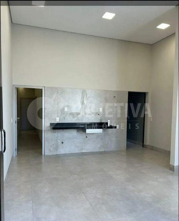 house em Rua Santa Albertina, Laranjeiras - Uberlândia - MG