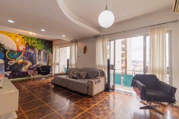 apartment em Rua Duque de Caxias, Centro Histórico - Porto Alegre - RS