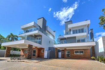 house em Avenida Coronel Marcos, Pedra Redonda - Porto Alegre - RS