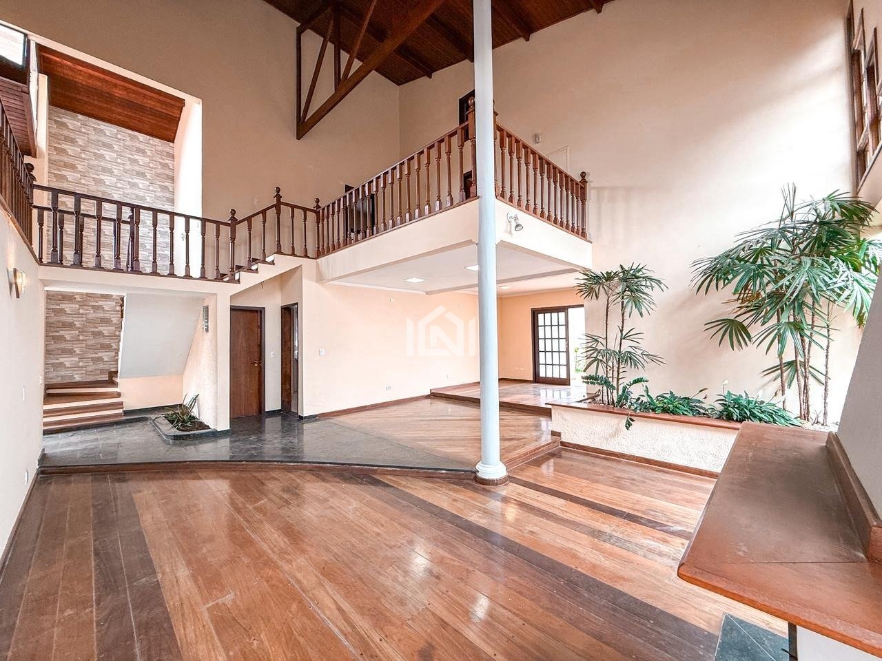 casa para locacao no condominio sao paulo ii - salas