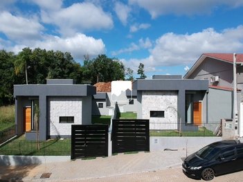 house em Rua Antônio Wickert, Beira Rio - Dois Irmãos - RS
